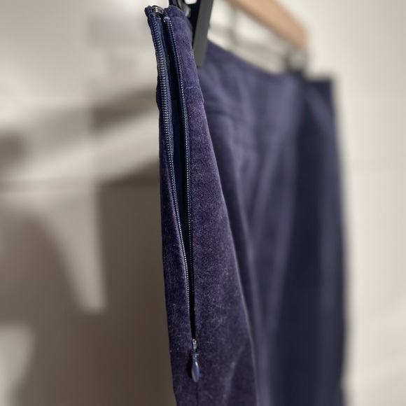 Talbots Dk Purple Velvet Skirt - Picture 8 of 9